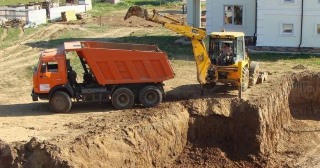 Котлован для дома Камень-на-Оби, цена от 316 руб./м3.