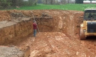 Выкопать котлован под фундамент в Камне-на-Оби - от 2626 руб. | 2Землекопа-Кно